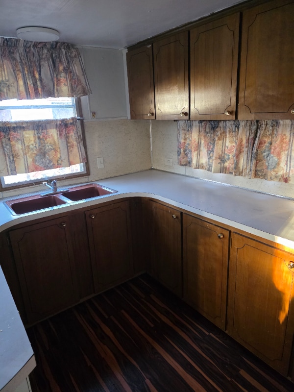 Building Photo - 10 8th Ave