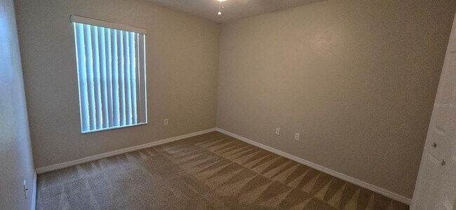 Building Photo - 11 Pecan Dr Course