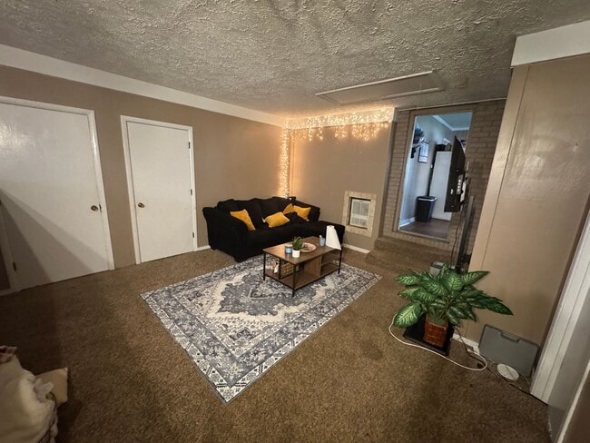 Building Photo - 168 Roy E Brown Rd