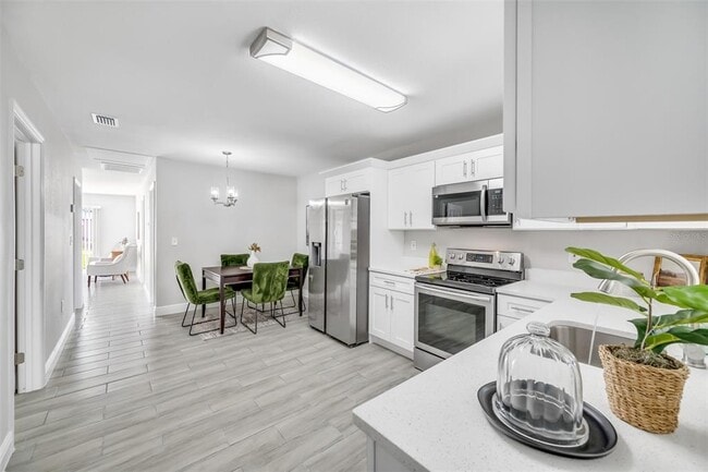 Building Photo - 4508 S 26th Ave