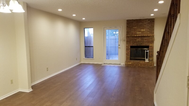 Building Photo - 408-B S Fannin St