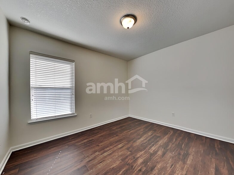 Building Photo - 1236 Nochaway Dr