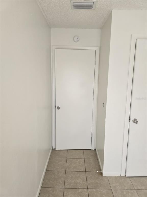 Building Photo - 701 W Beresford Rd