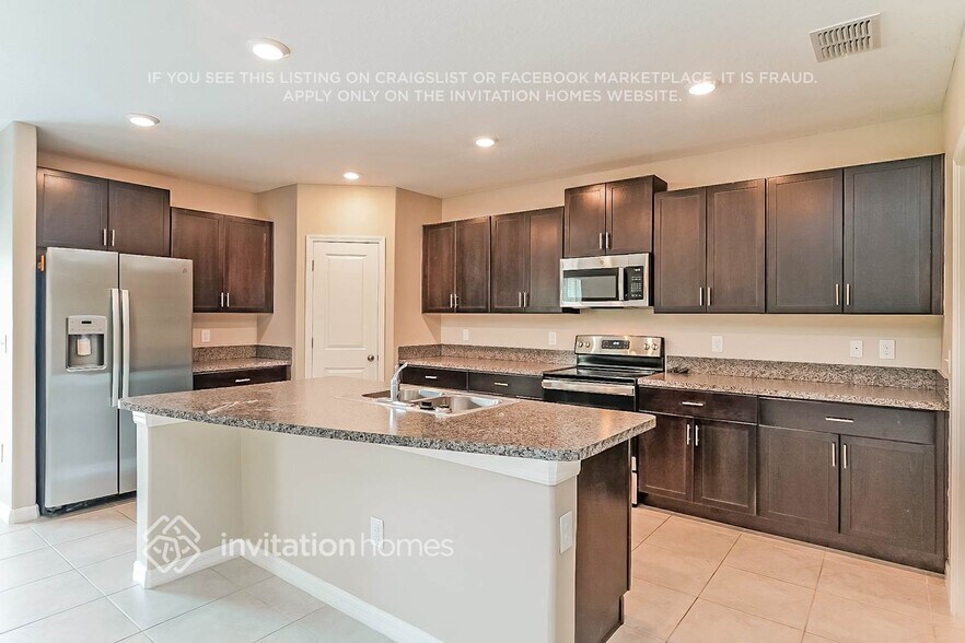 Building Photo - 15532 Colt Creek Pl