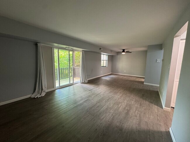 Building Photo - THE VILLAGES SOUTH 310