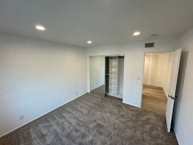 Building Photo - 431 N Alhambra Ave