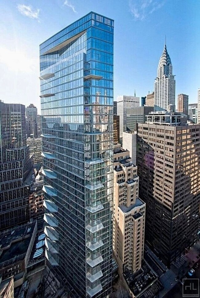 Building Photo - East 44th Street