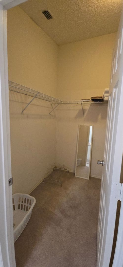 Building Photo - M650 Richland Rd (VCNW-10/%)