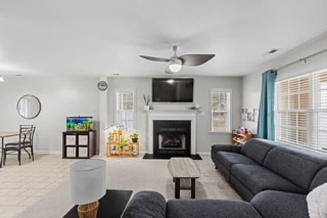 Building Photo - Lifestyle Focused