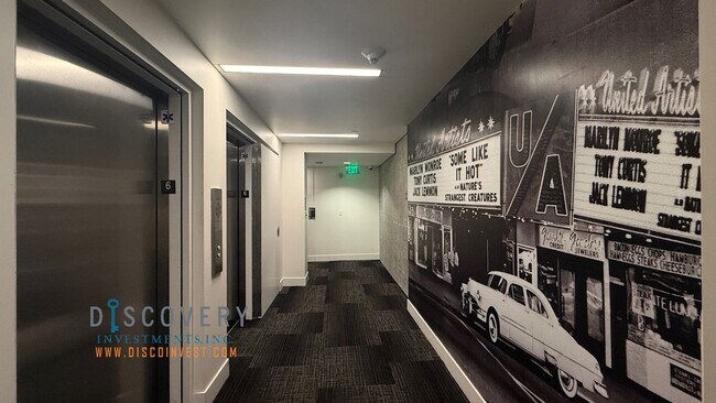 Building Photo - Mid-Market Modern Studio for Effortless City Living