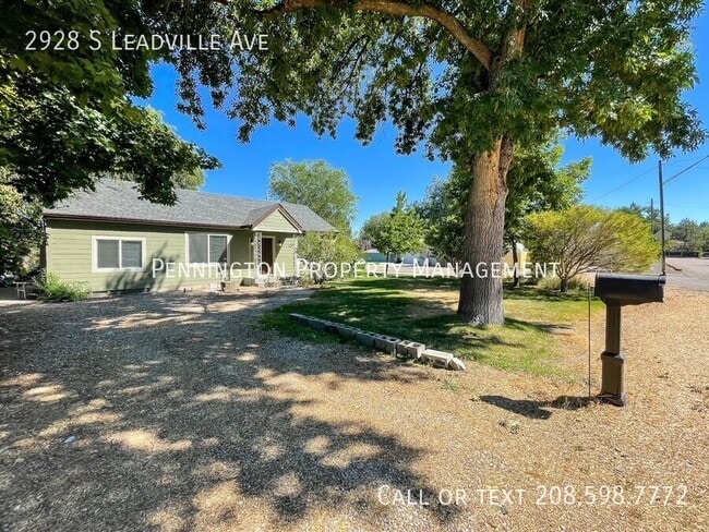 Primary Photo - 2928 S Leadville Ave