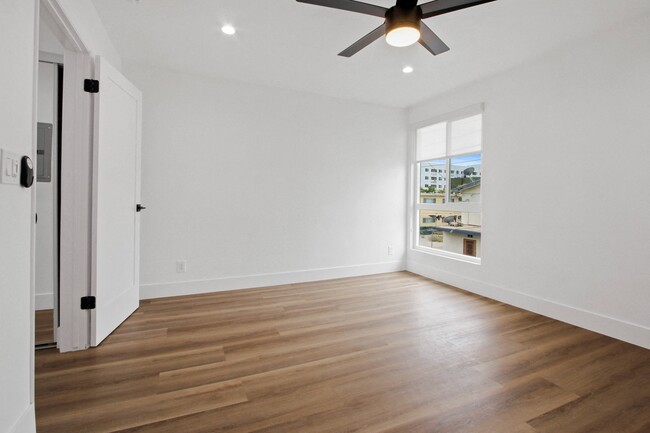 Floorplan - 10310 Regent