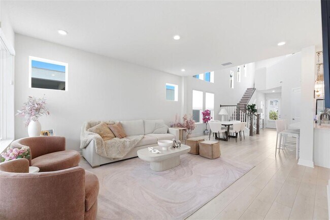 Building Photo - 28905 Orange Berry Dr