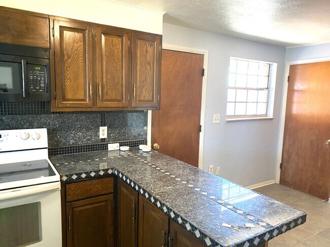 Building Photo - Available Soon!