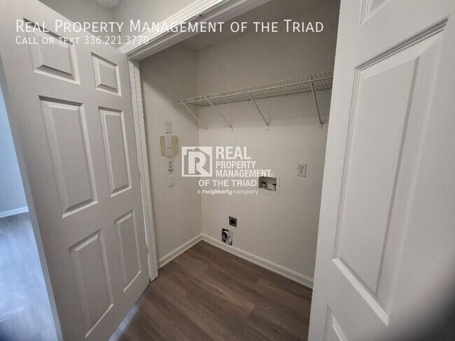 Building Photo - 220 Rural Hall-Germanton Rd
