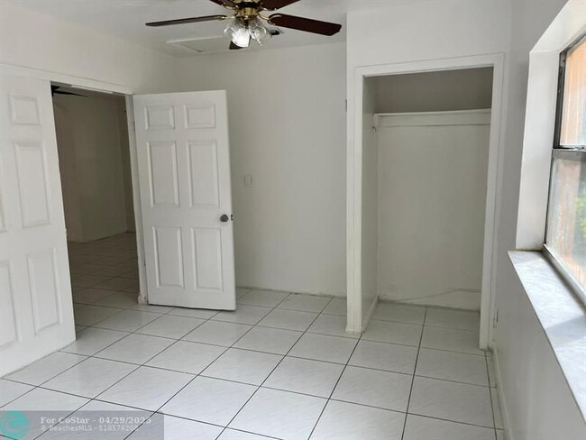Building Photo - 7941 Plantation Blvd