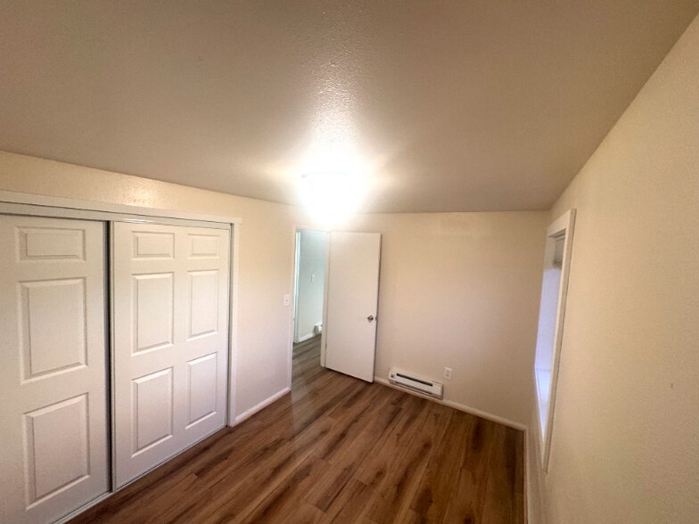 Building Photo - 1119 S Alderwood Dr