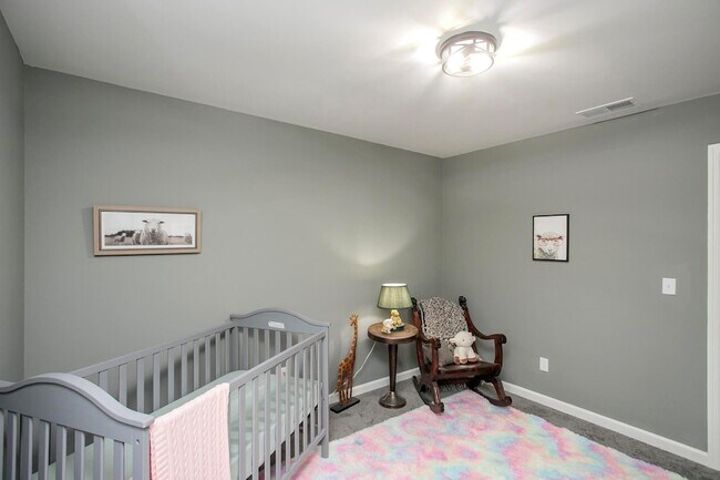 Building Photo - 712 Stewart Valley Dr