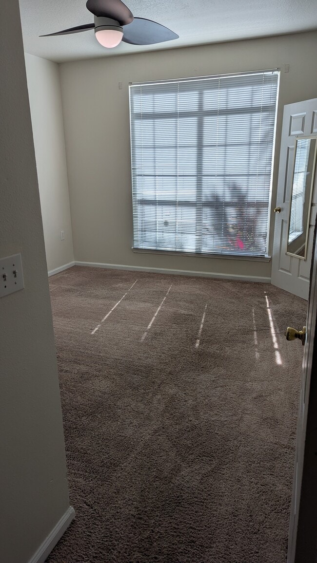 Building Photo - 1103 Bay Club Cir