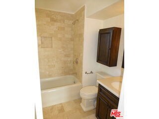 Building Photo - 1355 Laurel Ave