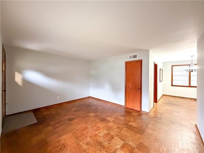 Building Photo - 5301 E David Langan Dr