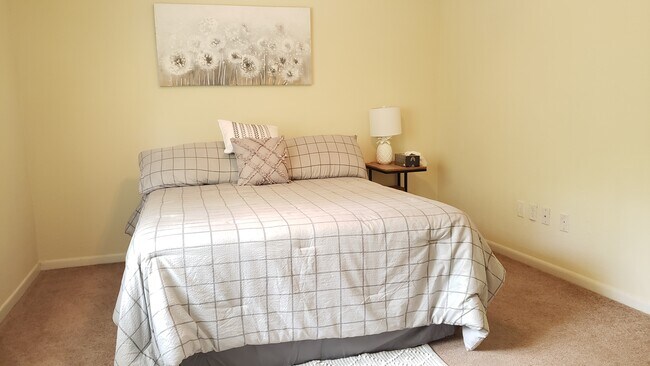 Building Photo - 507 NW 39th Rd