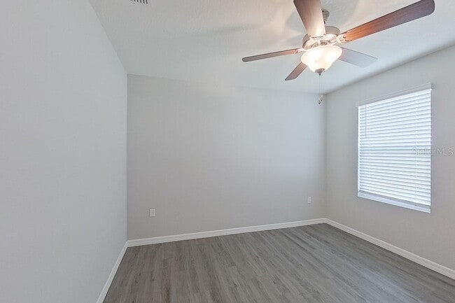 Building Photo - 8740 SW 43rd Ter