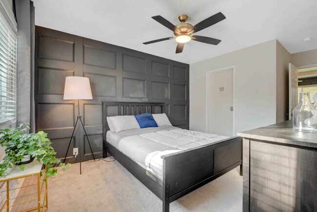 Building Photo - 2523 Palma Vista Ave