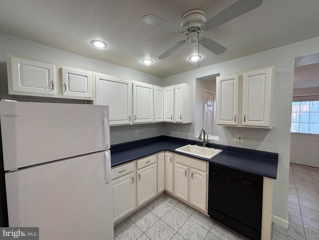 Building Photo - 1404 Woodall St