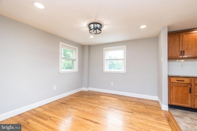 Building Photo - 402 Layfield Rd