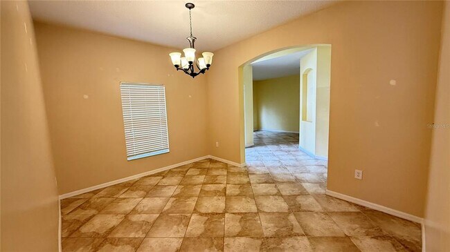 Building Photo - 3559 Sunset Isles Blvd