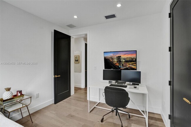 Building Photo - 104 NW 47th Terrace