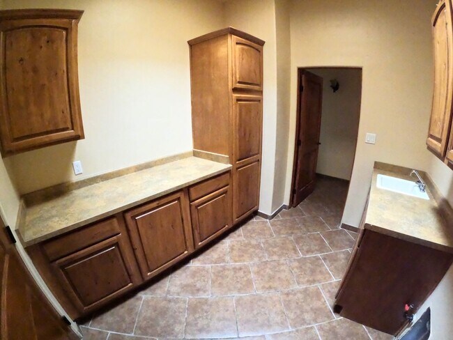 Building Photo - 2491 Pagosa Hills Ave