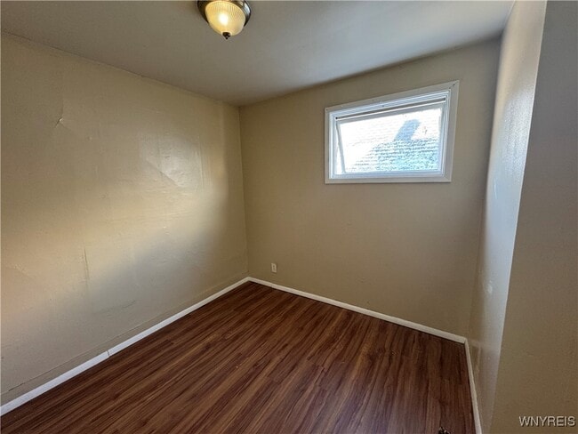 Building Photo - 540 Willett St