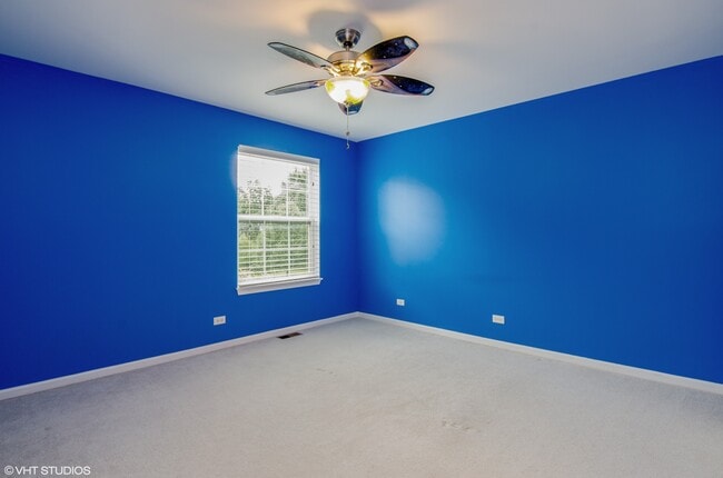 Building Photo - 285 Seaton Ct