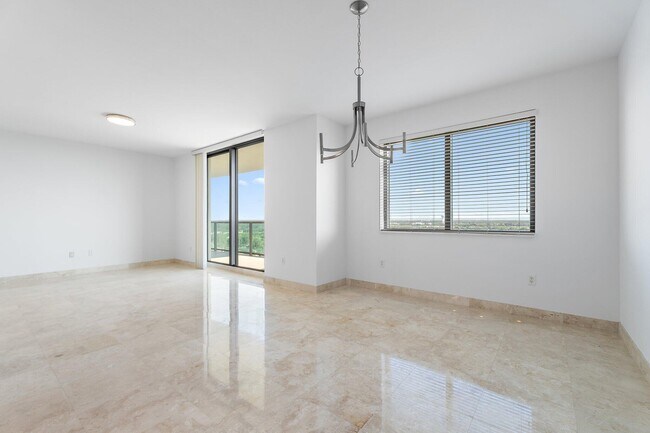Building Photo - 3630 Gardens Pkwy