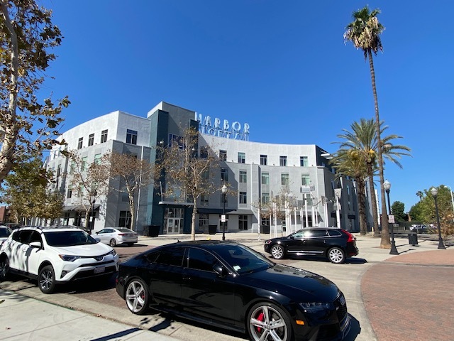 Building Photo - 435 W Center Street Promenade