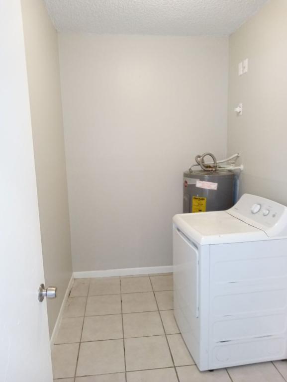 Building Photo - 6954 Trout St