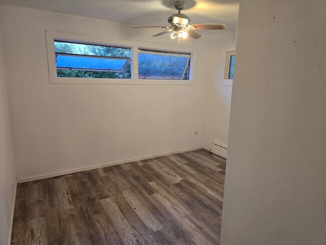 Building Photo - 41192 N Green Bay Rd