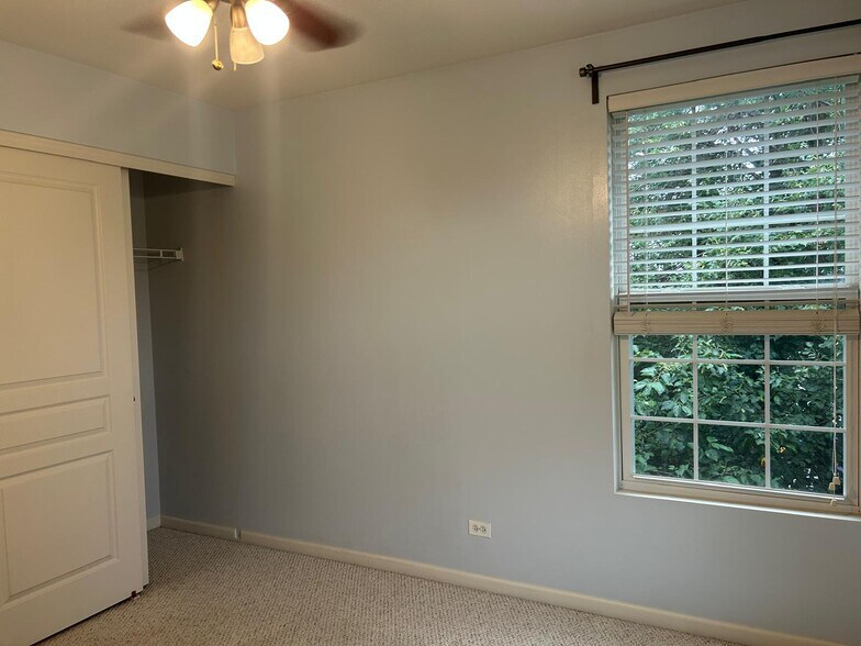 Building Photo - 506 Conservatory Ln