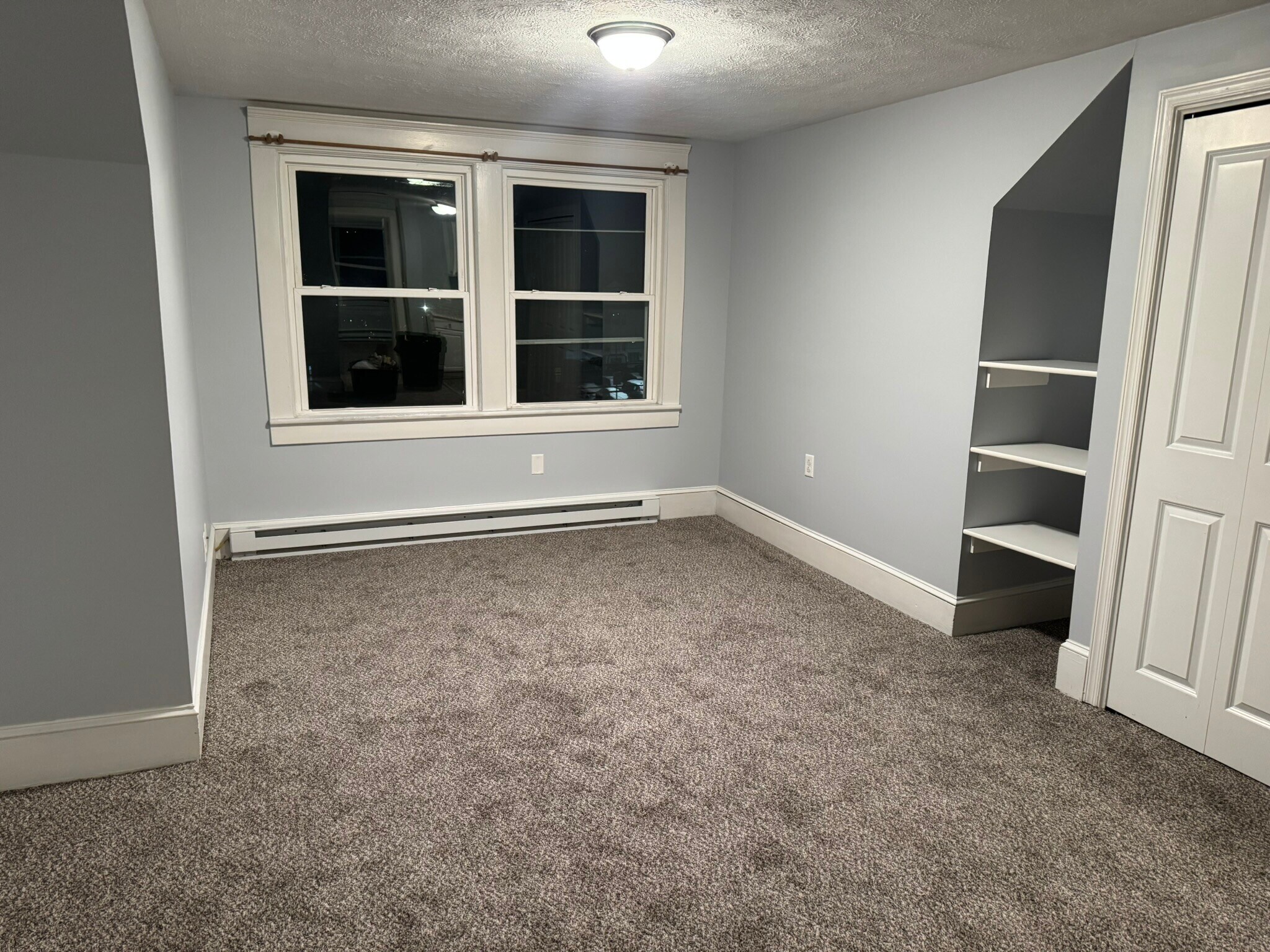 Living Room - 950 Wyoming Ave