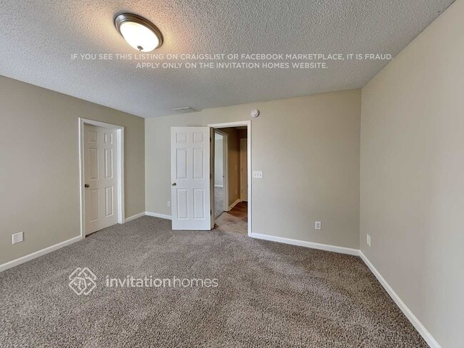 Building Photo - 1609 Heyford Cir NW