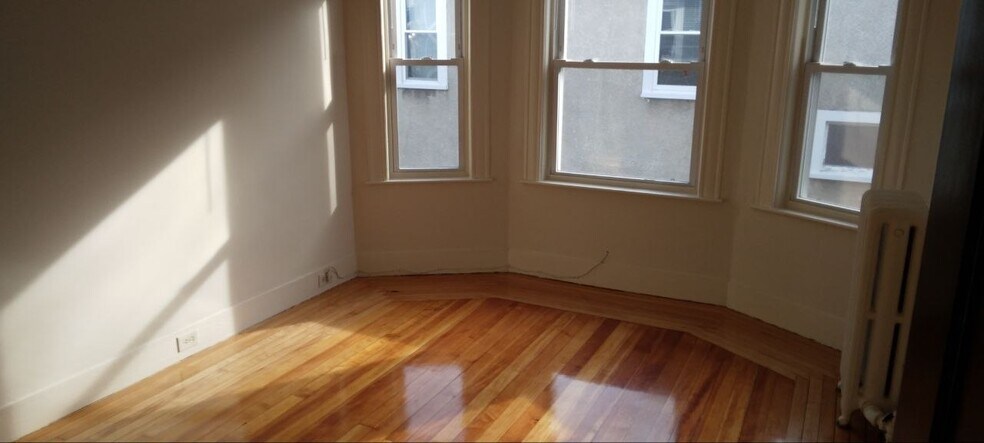 Building Photo - 307 Alewife Brook Pky