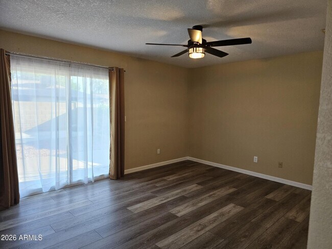 Building Photo - 3337 W Kristal Way