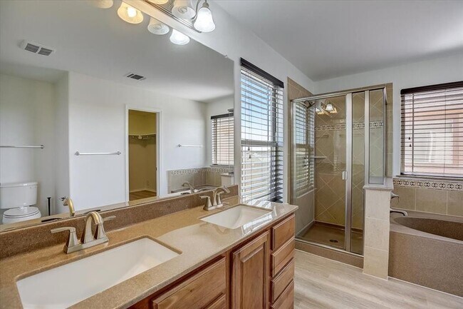 Building Photo - 6800 Sunderland Trail