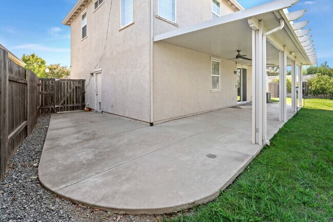 Building Photo - 5816 Amnest Way
