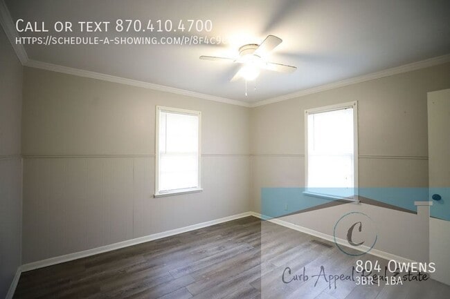 Building Photo - 804 Owens-