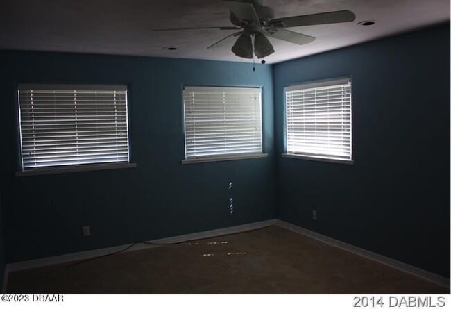 Building Photo - 2537 Coral Way W