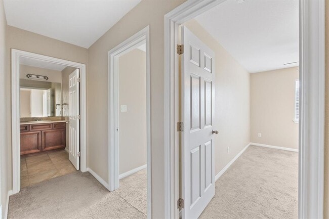 Building Photo - 412 Carl Shipp Dr