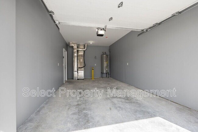 Building Photo - 7103 Homestead Rd